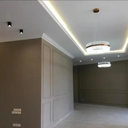 уютная студия с балконом и панорамным видом на город, жк милос, 7я фонтана Apartment